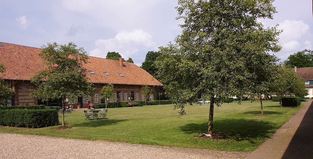Der Linslerhof - Hotel, Restaurant, Events & Natur Überherrn Exterior foto