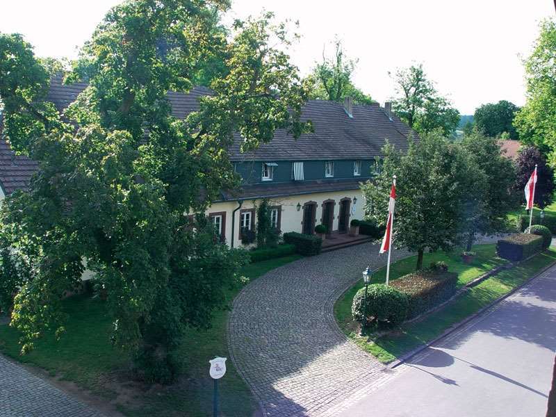 Der Linslerhof - Hotel, Restaurant, Events & Natur Überherrn Exterior foto